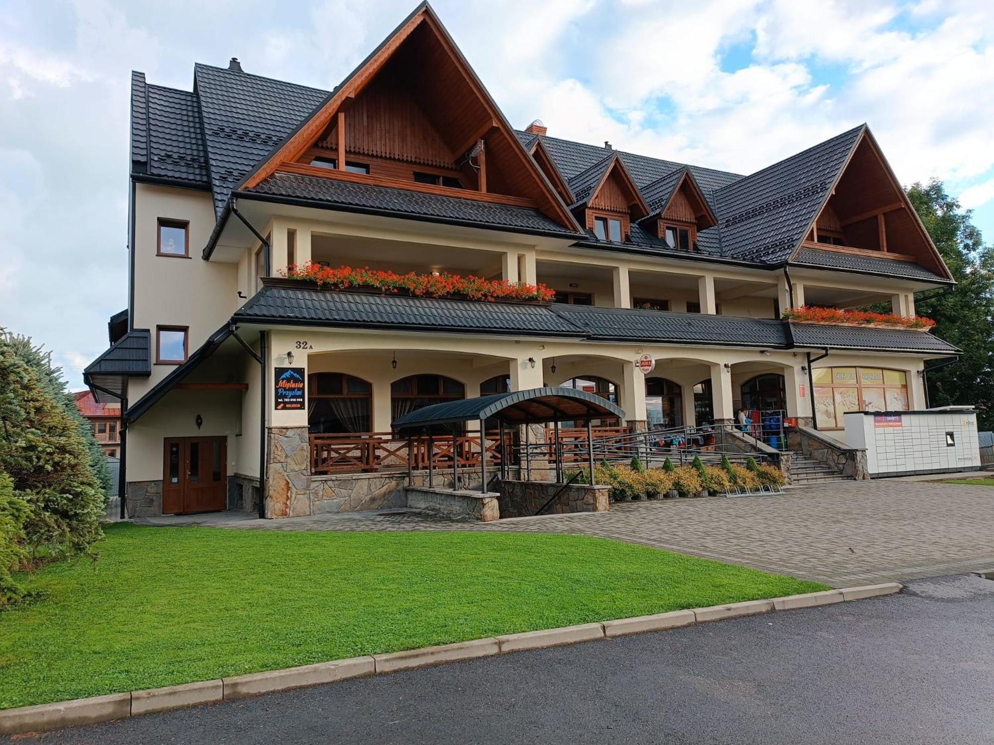Mietusia Przystan - Wynajem Pokoi Hotell Ciche  Exteriör bild